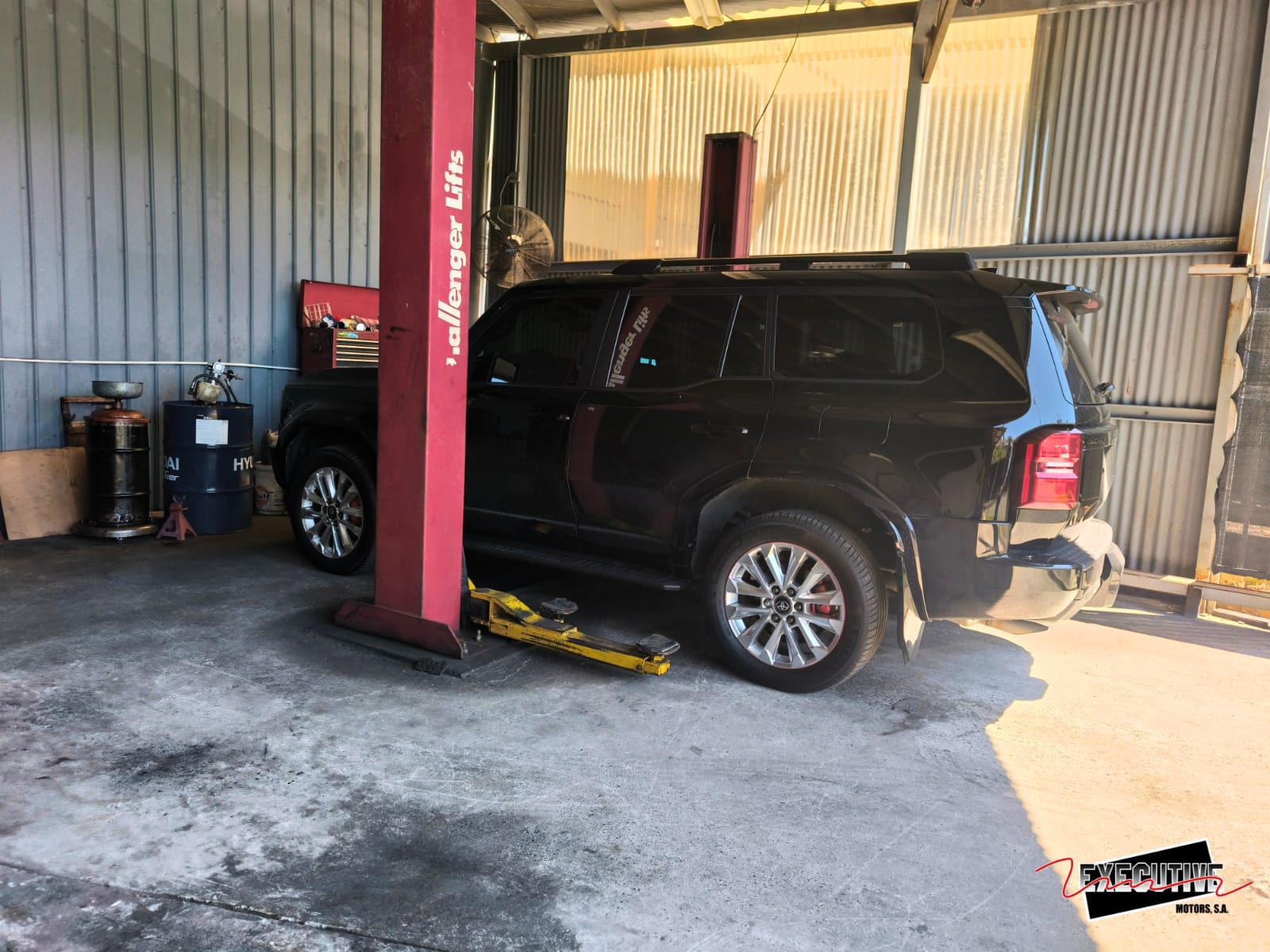 Taller Executive Motors — mecánica y chapistería 1